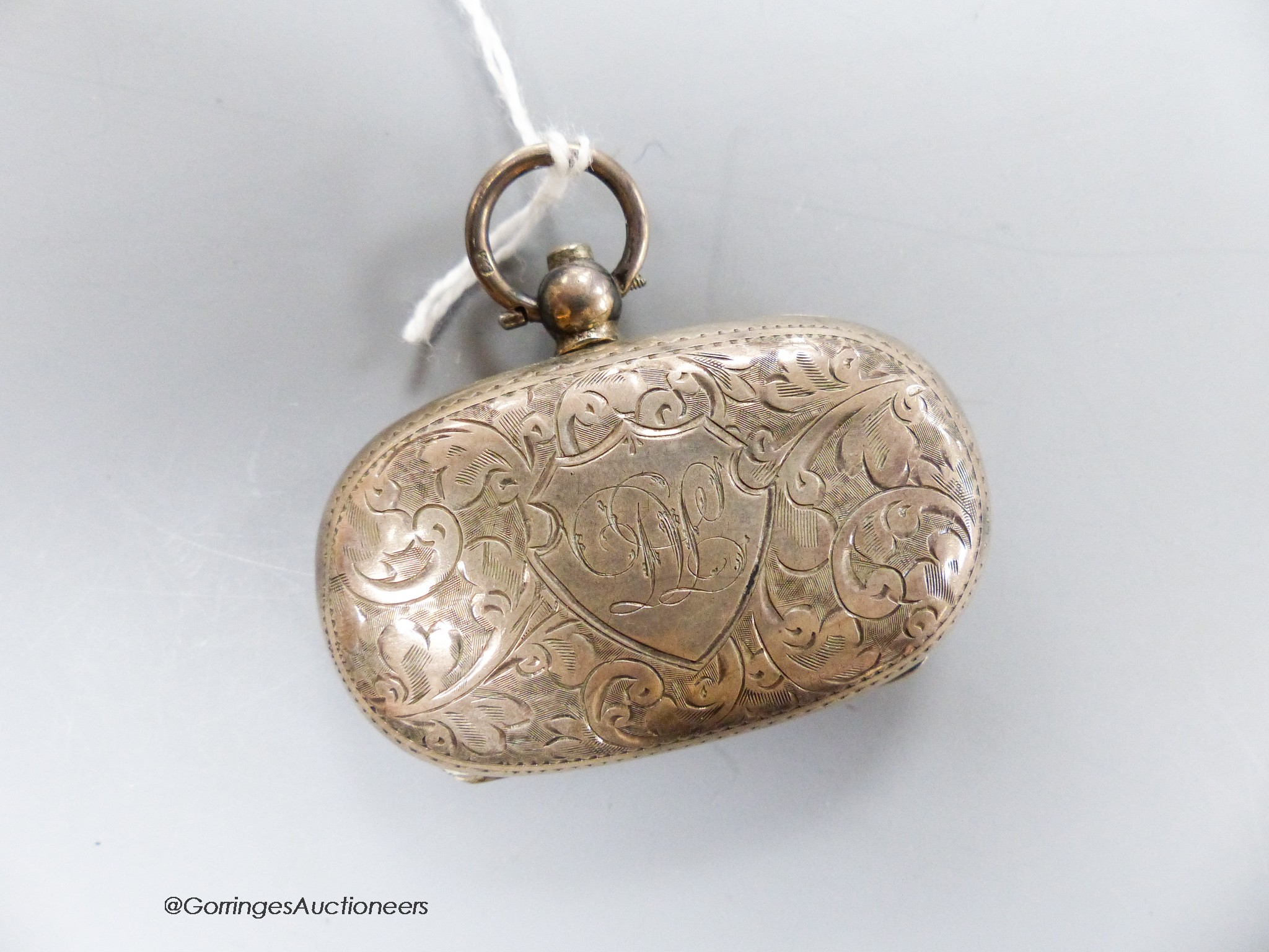 An Edwardian silver sovereign/half sovereign case, with engraved decoration, Birmingham, 1906, 50mm.